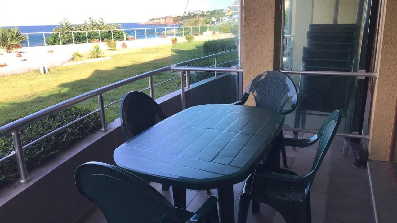 Black Sea Paradise, Luxury Apartments Sozopol Bagian luar foto