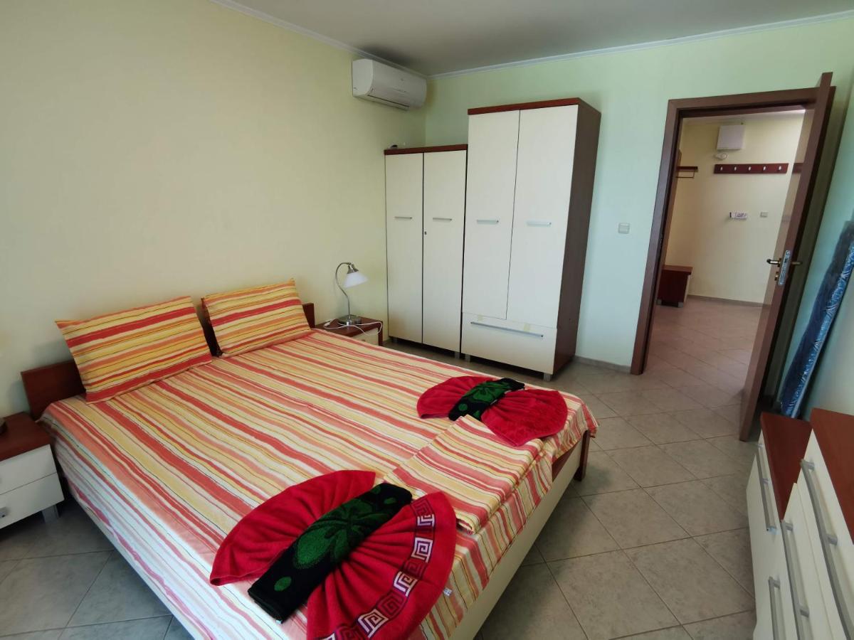 Black Sea Paradise, Luxury Apartments Sozopol Bagian luar foto