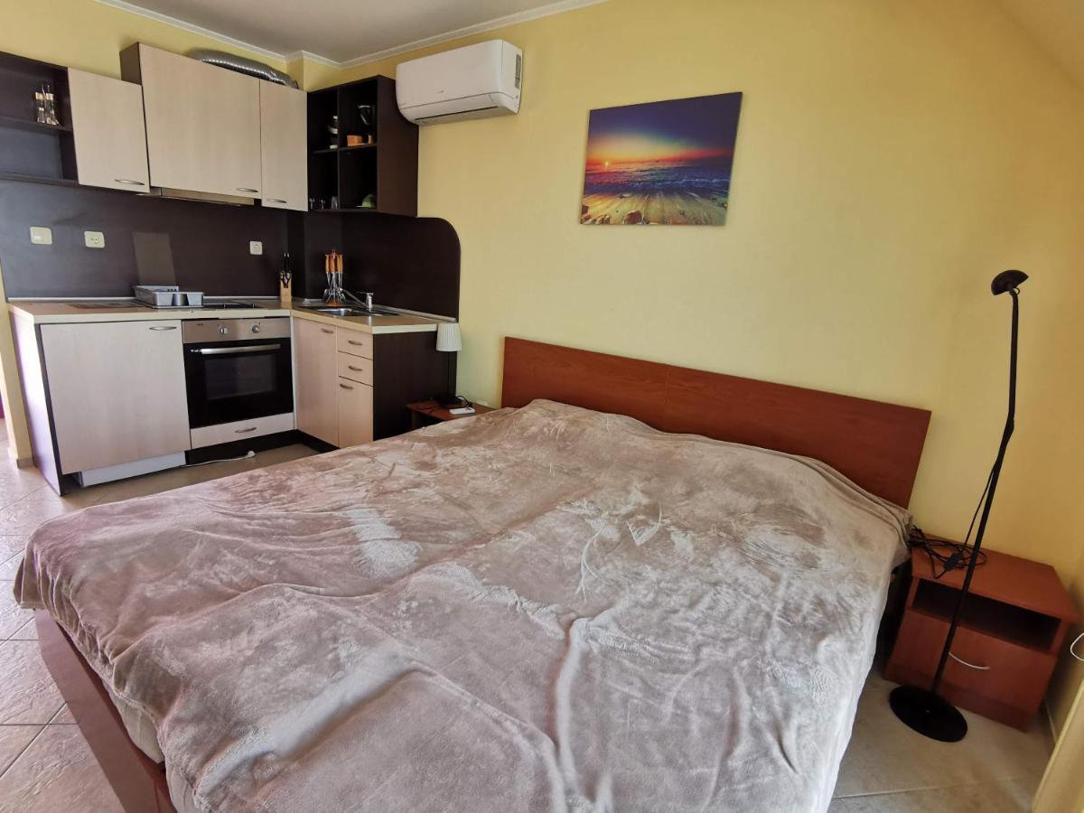 Black Sea Paradise, Luxury Apartments Sozopol Bagian luar foto